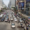 バンコク中心街交差点の信号待ち（参考画像）