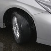 タイヤの溝をスリップサインが出るまで減らした状態。