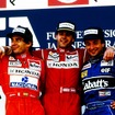 1991年F1日本グランプリで優勝した ゲルハルト・ベルガー（中央）。