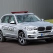BMW X5 新型のPHVがフォーミュラE のレスキュー車に