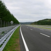 ドイツ地方都市の道路状況を再現　日産高速テストコース