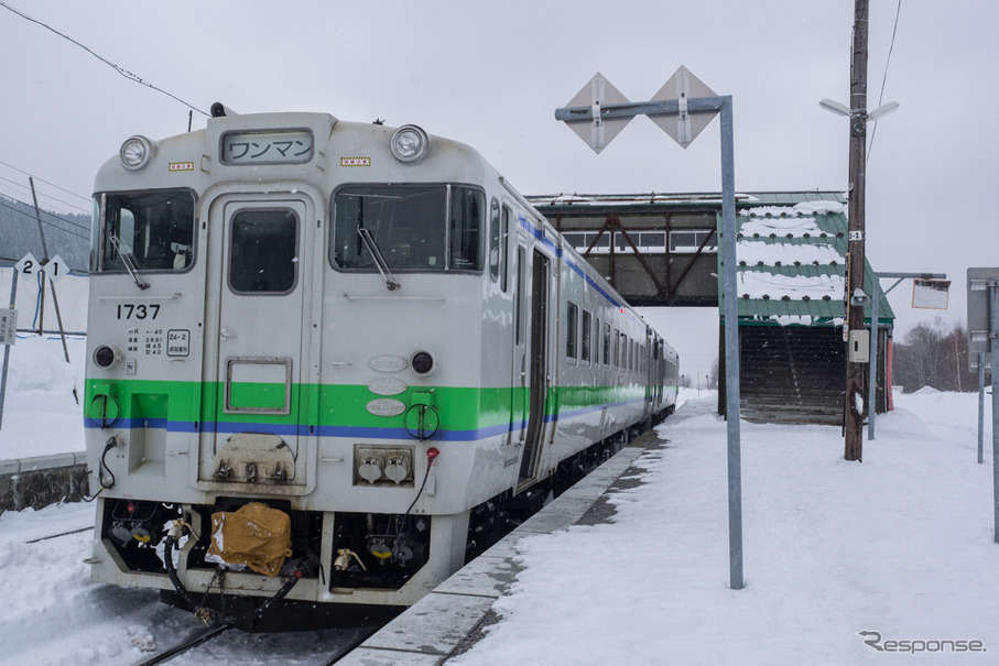 普通列車では日本最長距離・最長時間を誇る根室本線滝川～釧路間の普通列車2429D。ダイヤ改正後は列車番号が2427Dに変わり、距離では2位に「転落」する。