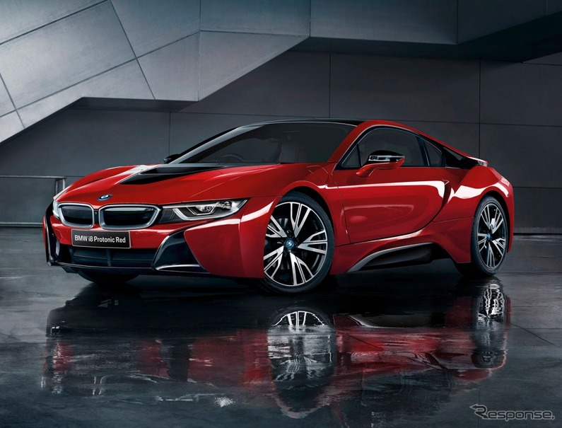 BMW i8 セレブレーションエディション プロトニック レッド