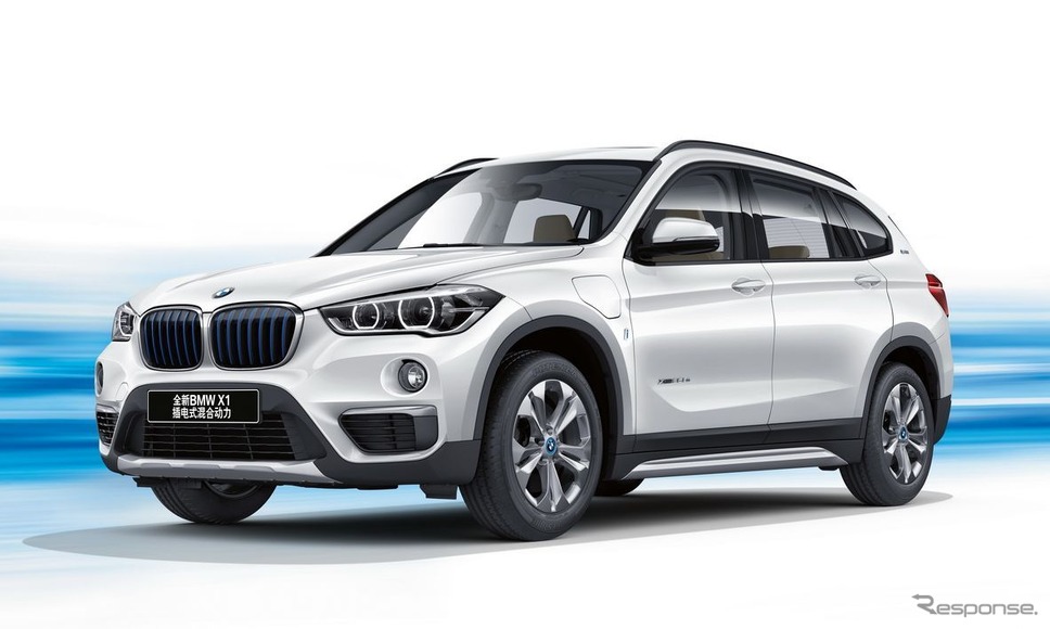 BMW X1 xDrive25Le iパフォーマンス