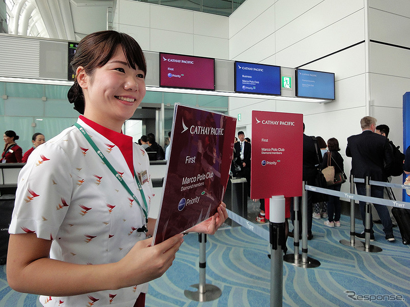 キャセイパシフィック航空B747旅客機の最終運航（羽田→香港、10月1日）、羽田空港出発前セレモニーのようす