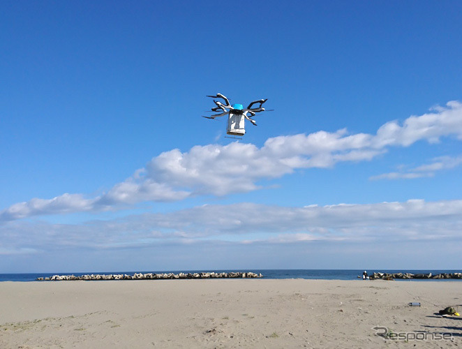 海岸でのドローン飛行