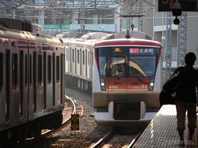 大井町線の改正は小幅にとどまるが、2017年度下期に急行車両を現在の6両編成から7両編成に増強する。