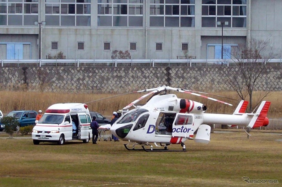 「D-Call Net」はクターヘリやドクターカーの出動を早期判断に役立つ新たな救急自動通報システム（写真はイメージ）