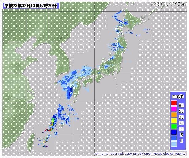 連休中は大荒れの天気の予報、今夜から関東平野部も雪の可能性 気象庁サイトの10日17時20分現在の降雨量。関東にも一部雲がかかってきている