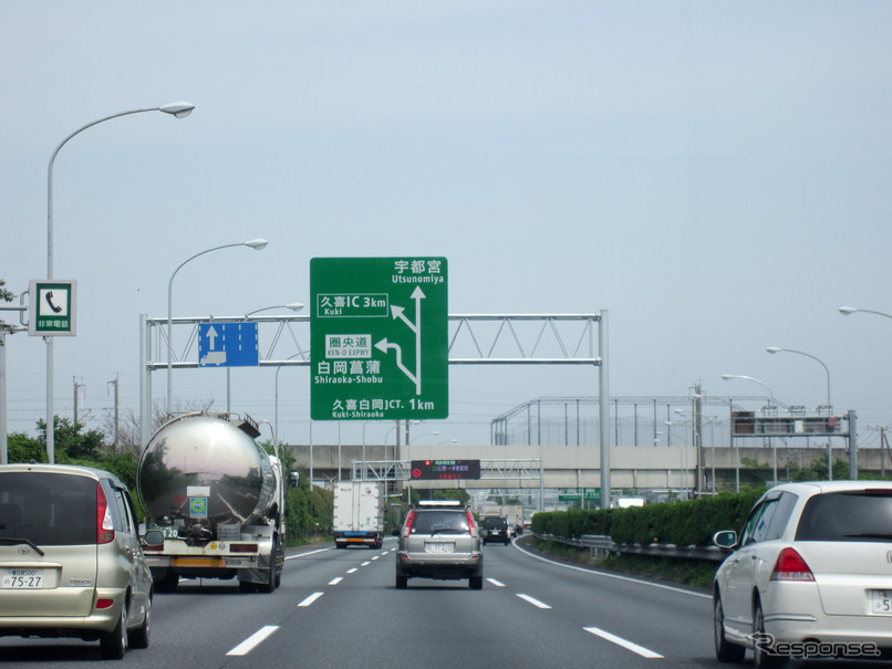 東北自動車道。東日本大震災発生から3か月