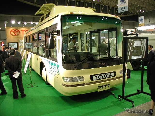 トヨタのカルガモ走行バス、ついに実用化が決定!