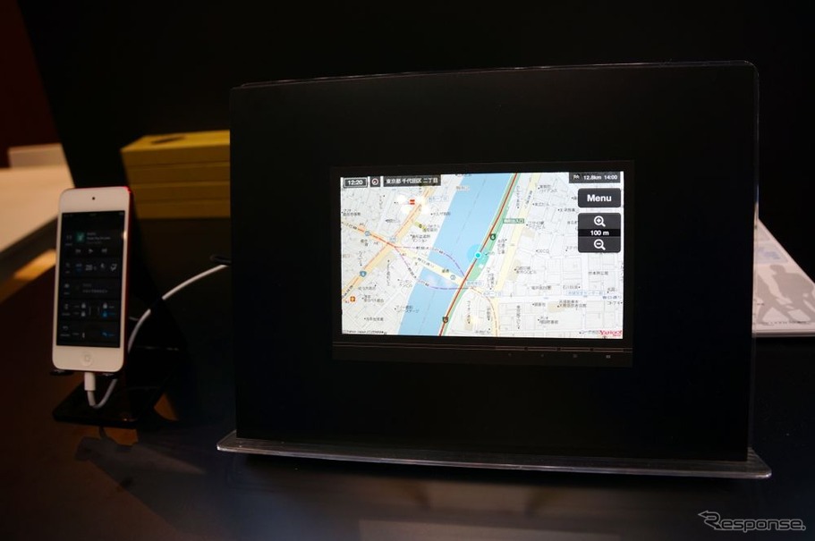 オートモーティブワールド2013。スマートフォンで自動車を操作することができるアプリケーション『UIE Mobile Dashboard』
