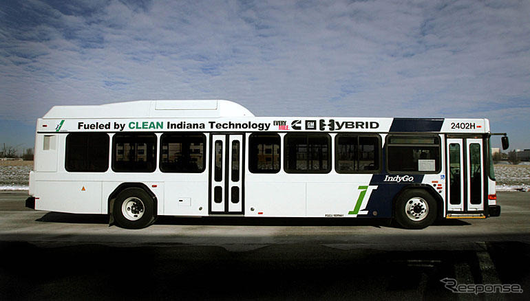 GM、インディアナのバス会社にハイブリッドバスを提供