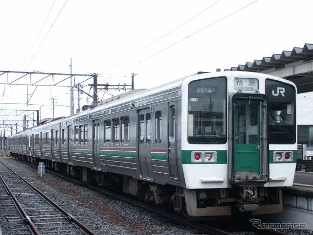 東北本線の普通列車で使用されている719系電車。「東北ローカル線パス」は東北6県のJR線の普通列車が利用できる。