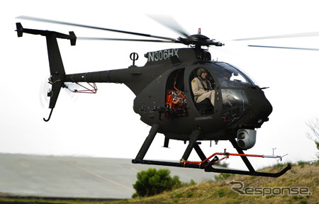 ボーイング、量産型AH-6i攻撃・偵察用軽ヘリコプターの初飛行に成功
