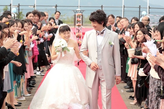 佐々木蔵之介＆永作博美『夫婦フーフー日記』-(C) 2015 川崎フーフ・小学館／「夫婦フーフー日記」製作委員会