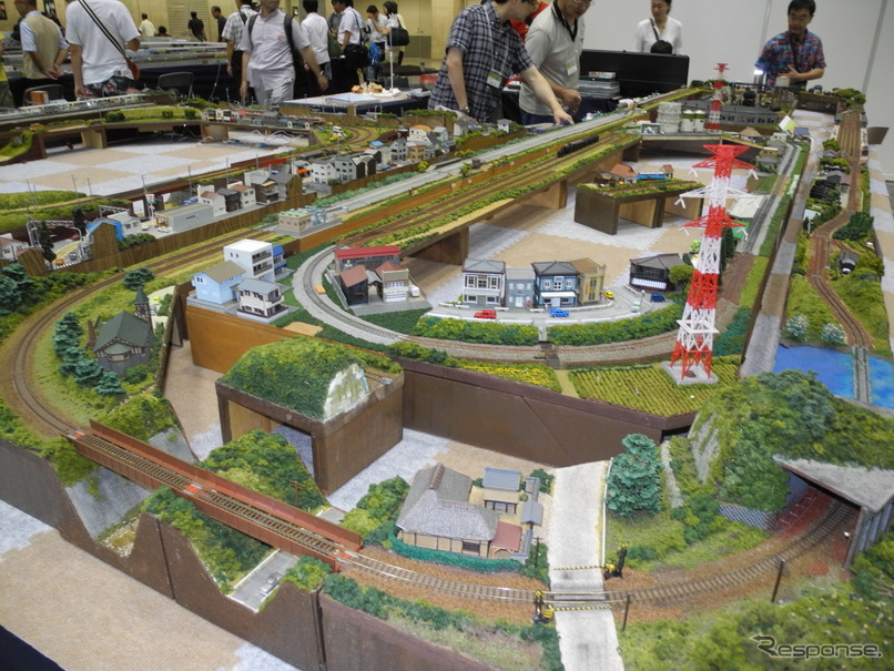 国際鉄道模型コンベンションの会場風景