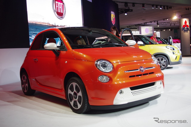 【ロサンゼルスモーターショー12】フィアット 500e、EV航続は約130km