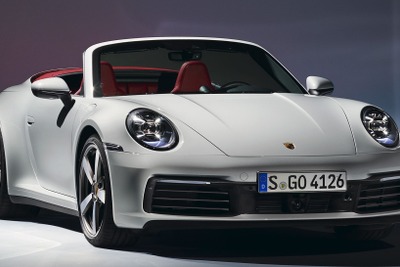 ポルシェ『911』、史上初の電動化へ…今夏発表の改良新型に高性能ハイブリッド設定 画像