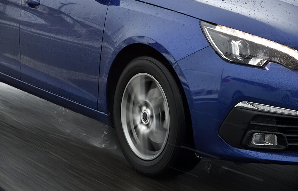 DUNLOP ALL SEASON MAXX AS1 × レスポンス