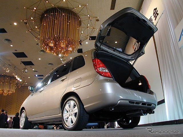 与铃木的秘密武器 [ 埃利奥 ] 概念, 包装设计