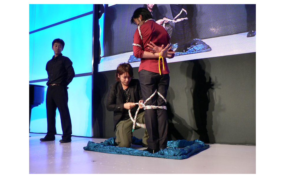 写真蔵 セロ マジックライブ アウディ フォーラム東京 13枚目の写真 画像 レスポンス Response Jp