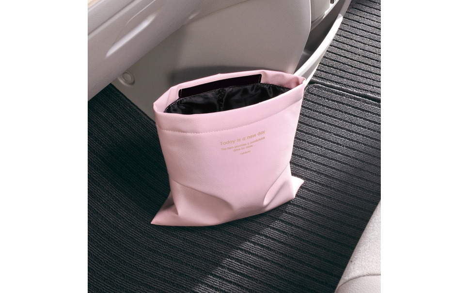 カーグッズ 車内のゴミ箱にも個性を 1枚目の写真 画像 レスポンス Response Jp