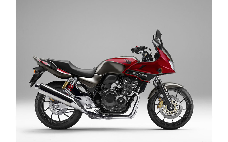 ホンダ Cb400スーパーフォア 新色チタニウムブレードメタリックを追加 2枚目の写真 画像 レスポンス Response Jp