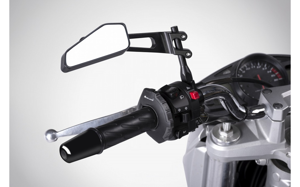 東京モーターサイクルショー16 Links 新型インターカムを出展 距離無制限の会話を実現 7枚目の写真 画像 レスポンス Response Jp