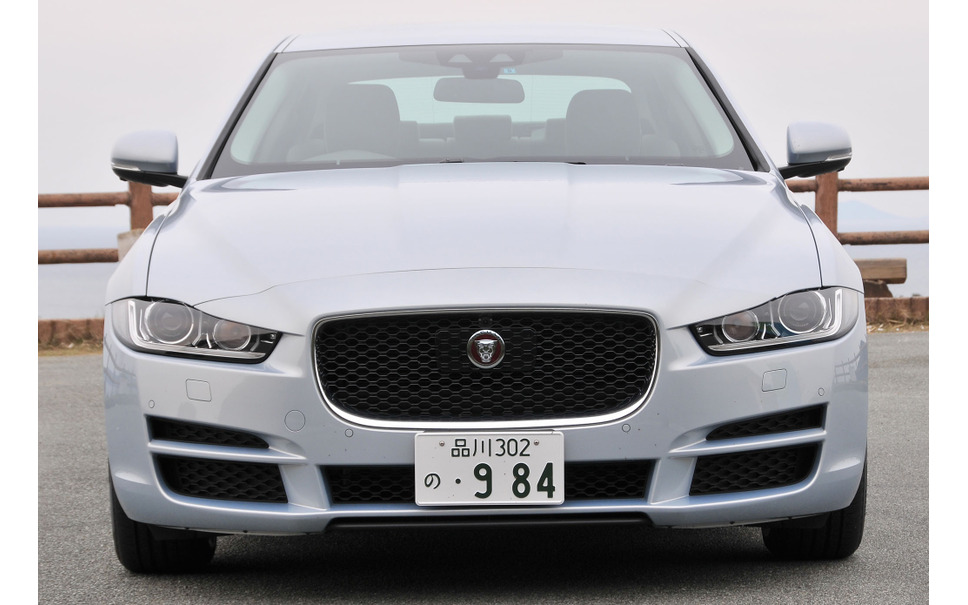ジャガー Xe ディーゼル 試乗 500万円を切るディーゼルジャガーの魅力とは 諸星陽一 3枚目の写真 画像 レスポンス Response Jp ジャガー Xe ディーゼル 試乗 500万円を切るディーゼルジャガーの魅力とは 諸星陽一 3枚目の写真 画像 レスポンス Response Jp