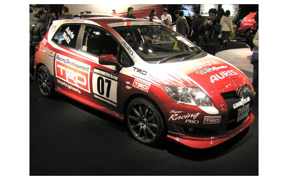 東京オートサロン07 トヨタ オーリス 内装カスタムやスポーツチューン 2枚目の写真 画像 レスポンス Response Jp