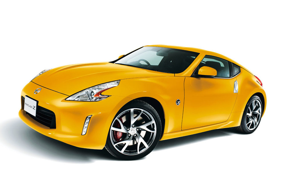 日産 フェアレディz 主要グレードにカーウイングスナビなどを標準装備 5枚目の写真 画像 レスポンス Response Jp