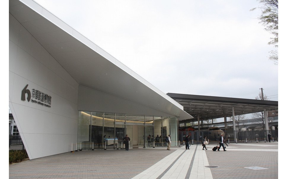 2016年の日本鉄道賞はJR西日本が大賞を受賞。京都鉄道博物館（写真）のオープンなどが評価された。