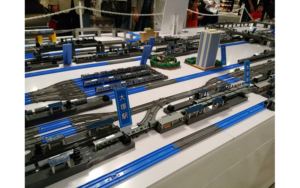 東京鉄道祭16 プラレールで山手線全29駅再現 Jr技術部門のジオラマも 10枚目の写真 画像 レスポンス Response Jp 東京鉄道祭16 プラレールで山手線全29駅再現 Jr技術部門のジオラマも 10枚目の写真 画像 レスポンス Response Jp
