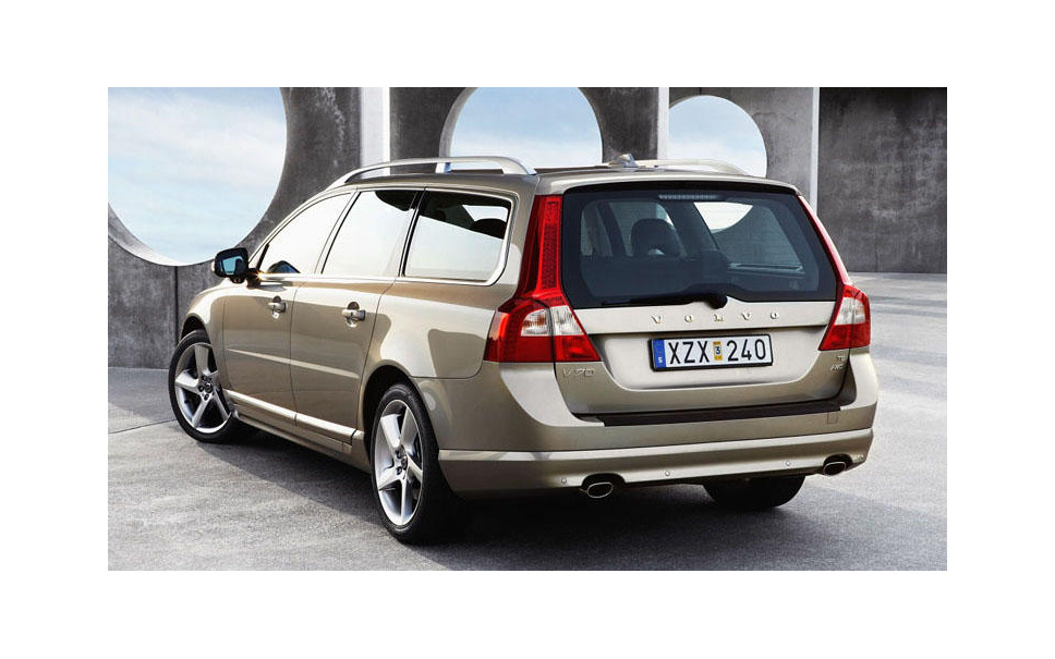 モデルチェンジ情報 ボルボ V70 本国で新型がお披露目 1枚目の写真 画像 レスポンス Response Jp モデルチェンジ情報 ボルボ V70 本国で新型がお披露目 1枚目の写真 画像 レスポンス Response Jp