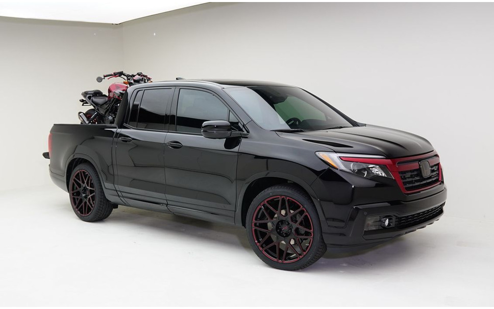 Semaショー16 ホンダ リッジライン 新型をカスタマイズ 荷台にバイク 3枚目の写真 画像 レスポンス Response Jp Semaショー16 ホンダ リッジライン 新型をカスタマイズ 荷台にバイク 3枚目の写真 画像 レスポンス Response Jp