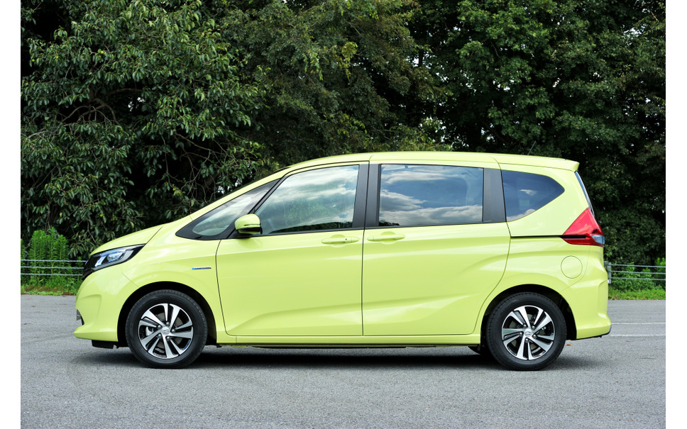 ホンダ フリードハイブリッド 試乗 フリードがある生活 をいかに提案できるか 井元康一郎 2枚目の写真 画像 レスポンス Response Jp