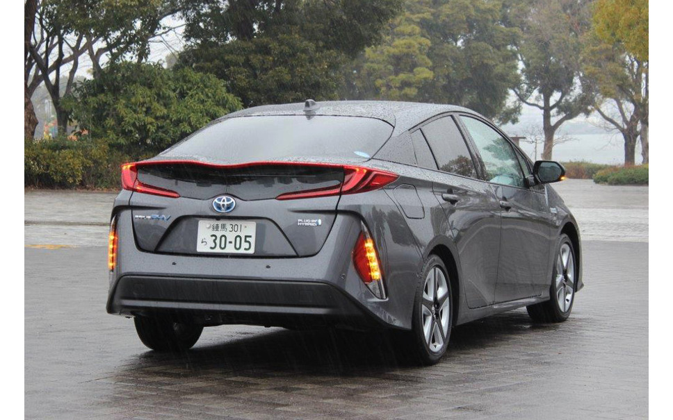トヨタ プリウスphv 試乗 本格的普及めざすなら価格をもっと大胆に 丸山誠 2枚目の写真 画像 レスポンス Response Jp トヨタ プリウスphv 試乗 本格的普及めざすなら価格をもっと大胆に 丸山誠 2枚目の写真 画像 レスポンス Response Jp