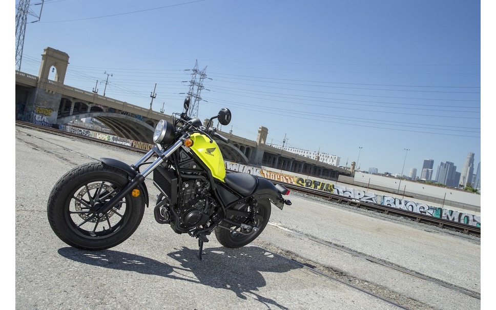 ホンダ レブル 西海岸la試乗 カリフォルニアのバイクカルチャーに浸透 開発責任者とぶらりプチツーリング 2枚目の写真 画像 レスポンス Response Jp
