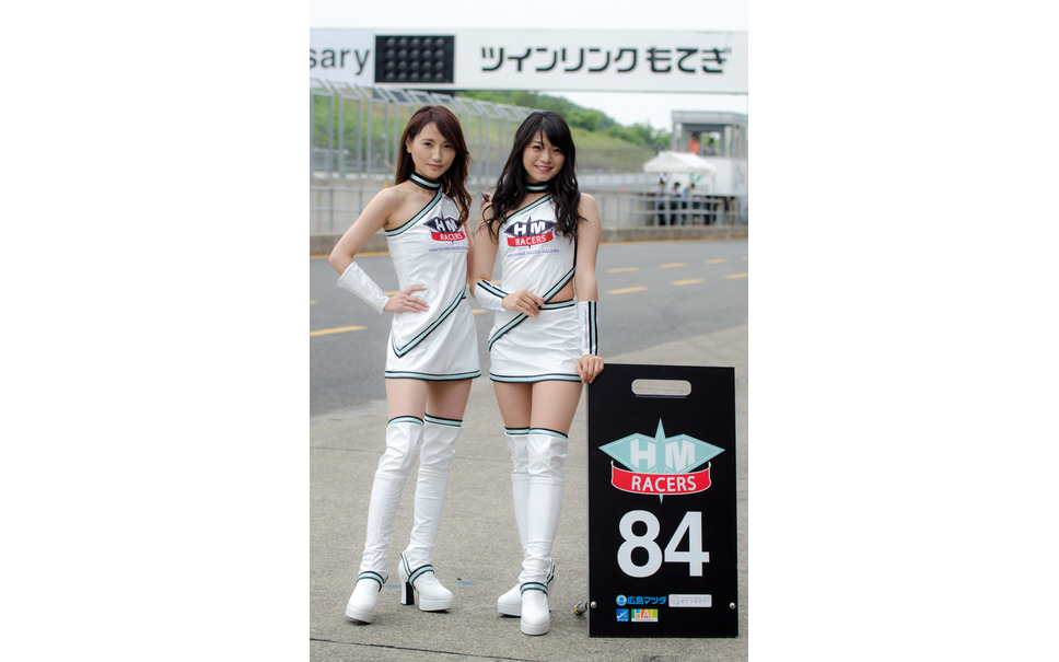 Mx 5カップジャパン 第3戦 リアル玲紋ちゃんがレスポンスチームの応援に登場 チームを3位に導く 36枚目の写真 画像 レスポンス Response Jp Mx 5カップジャパン 第3戦 リアル玲紋ちゃんがレスポンスチームの応援に登場 チームを3位に導く 36枚目の写真 画像 レスポンス Response Jp
