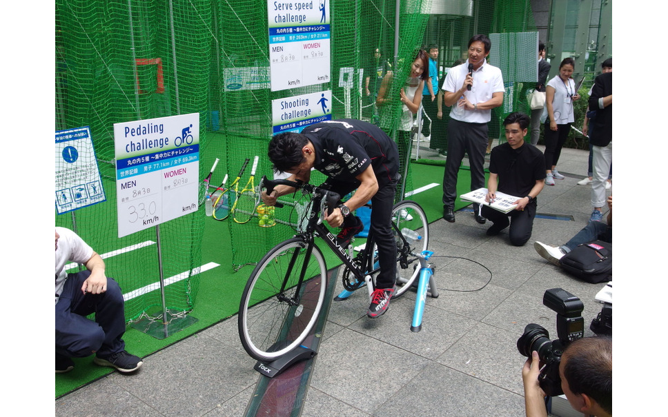 東京都心を佐藤琢磨がカートでパパパァーン スポーツは入口が大事 5枚目の写真 画像 レスポンス Response Jp 東京都心を佐藤琢磨がカートでパパパァーン スポーツは入口が大事 5枚目の写真 画像 レスポンス Response Jp