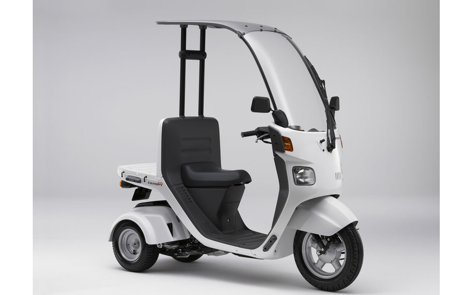 屋根付きバイクのメリット、デメリット、新車・中古車価格を徹底解説! カーナリズム 屋根付きバイクのメリット、デメリット、新車・中古車価格を徹底解説! カーナリズム