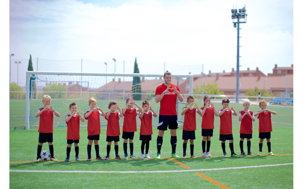 日産 Uefaチャンピオンズリーグとのスポンサー契約を3年延長 2枚目の写真 画像 レスポンス Response Jp