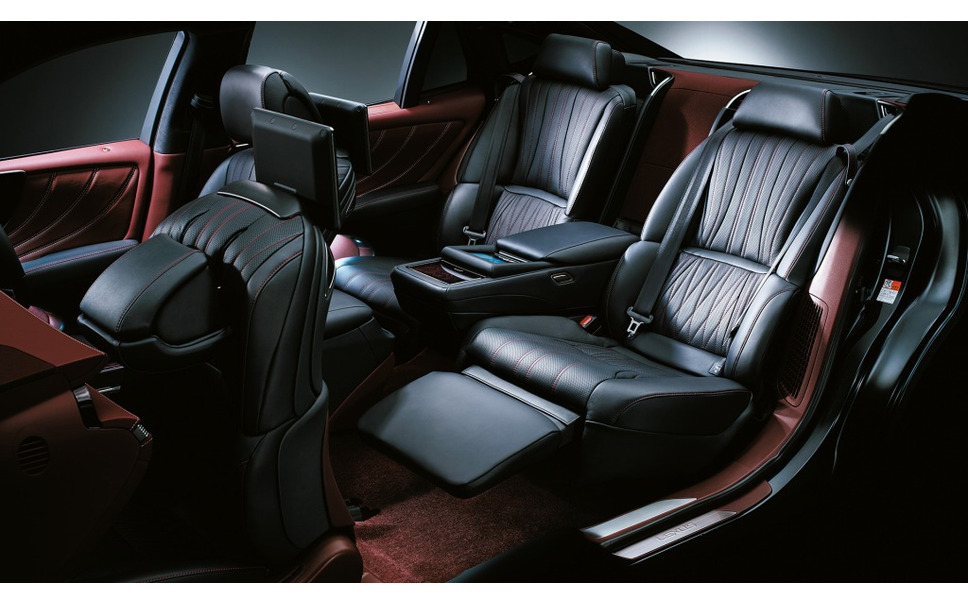 レクサス Ls 新型 新プラットフォーム採用のフラッグシップセダン発売 980万円より 29枚目の写真 画像 レスポンス Response Jp レクサス Ls 新型 新プラットフォーム採用のフラッグシップセダン発売 980万円より 29枚目の写真 画像 レスポンス Response Jp