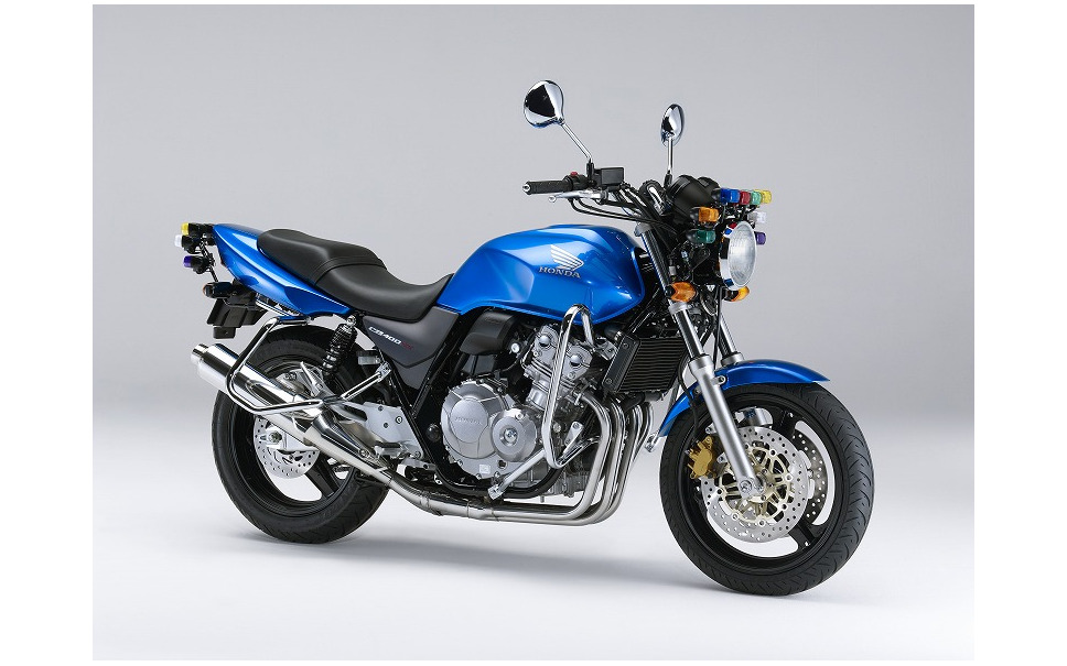ホンダ Cb400 Super Four の教習車仕様を発表 16年排ガス規制に対応 1枚目の写真 画像 レスポンス Response Jp