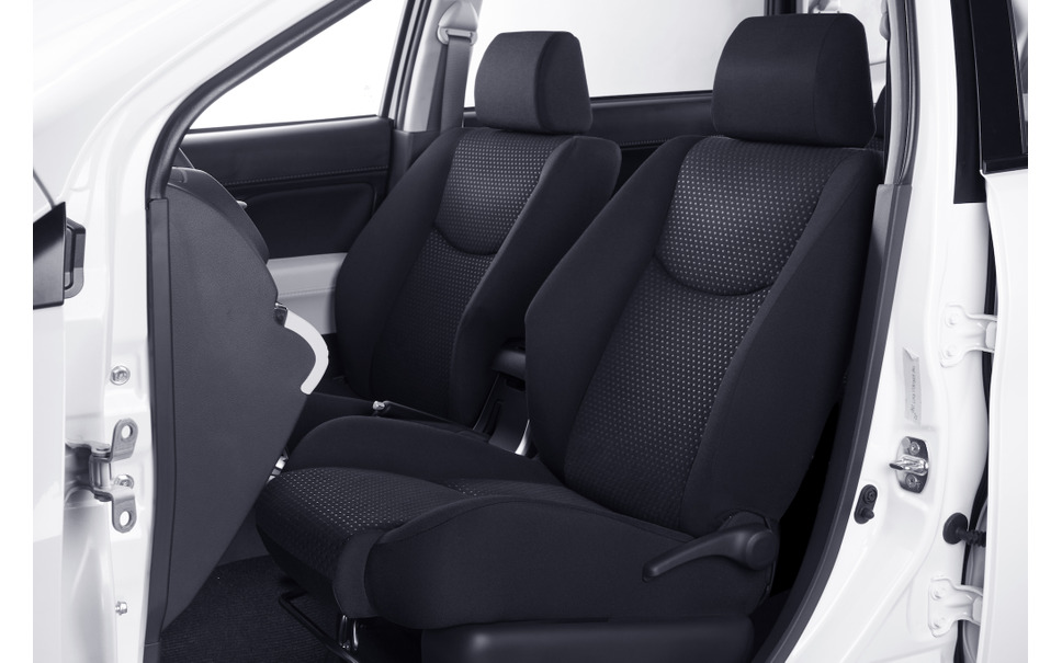 ダイハツ インドネシアでsuvの テリオス 新型を発表 トヨタがoem車の輸出を検討 7枚目の写真 画像 レスポンス Response Jp