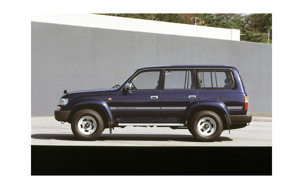 ランクル80 ディーゼル車の燃費 新車 中古車価格 カスタム 内装まで徹底解説 カーナリズム