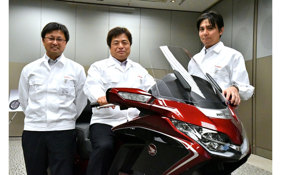 ダブルウィッシュボーン式でより快適 サス開発責任者談 ホンダ ゴールドウイング 新型 4枚目の写真 画像 レスポンス Response Jp
