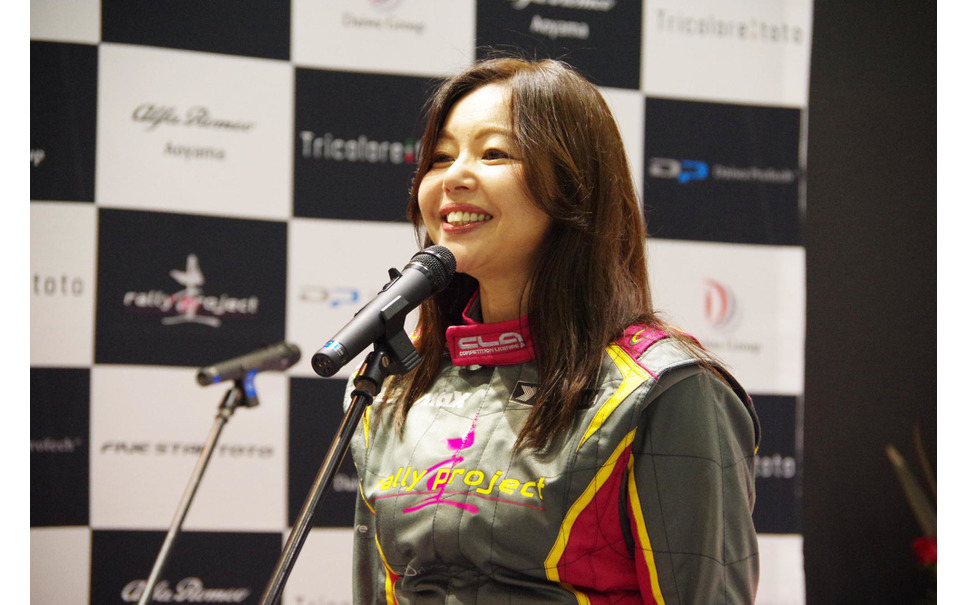 一緒に夢を 女性モータージャーナリスト竹岡圭さん ラリー参戦2年目へ意欲 3枚目の写真 画像 レスポンス Response Jp