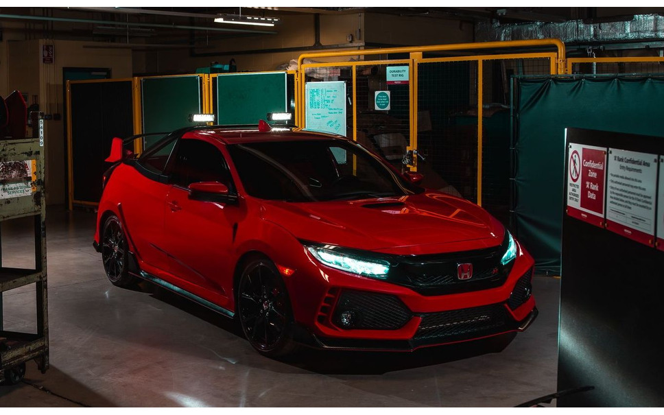 ホンダ シビックタイプr 新型 ピックアップトラックに変身 ニュルアタックも検討中 2枚目の写真 画像 レスポンス Response Jp ホンダ シビックタイプr 新型 ピックアップトラックに変身 ニュルアタックも検討中 2枚目の写真 画像 レスポンス Response Jp